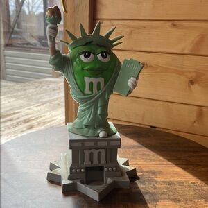 M&M'S Green Statue of Liberty Figurine